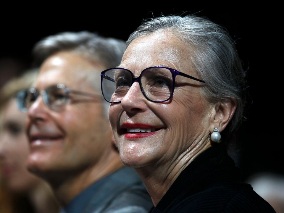 Người con gái duy nhất trong gia tộc giàu nhất thế giới chưa bao giờ tham gia tích cực vào việc điều hành Walmart. Niềm đam mê của bà là nghệ thuật.