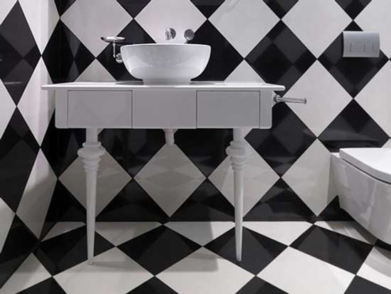 Gạch men họa tiết đen trắng không chỉ làm nổi bật nội thất trong phòng mà còn tạo cảm giác sang trọng và cuốn hút. Ảnh: Internet.