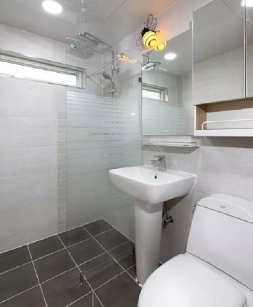 Mỗi phòng tắm sở hữu một thiết kế khác nhau.