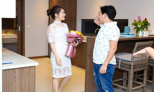 Căn biệt thự rộng rãi có nhiều phòng đơn, tiện nghi sang trọng. Ảnh: Facebook.