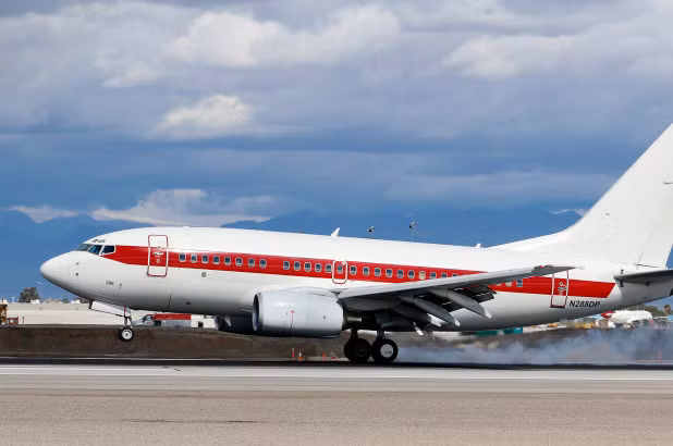 Theo thông tin trên news.com.au, mỗi chuyến bay Janet Airlines chở khoảng 190 hành khách và có khả năng vận chuyển 1.200 người/ ngày. Ảnh: New York Post.