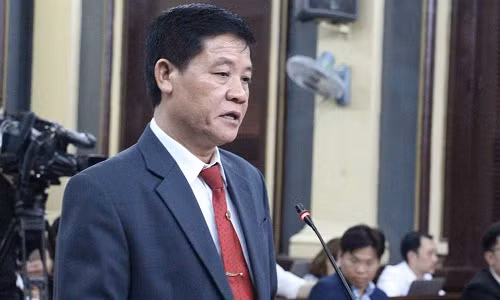 Vinasun, Grab tiep tuc dua nhau ra toa