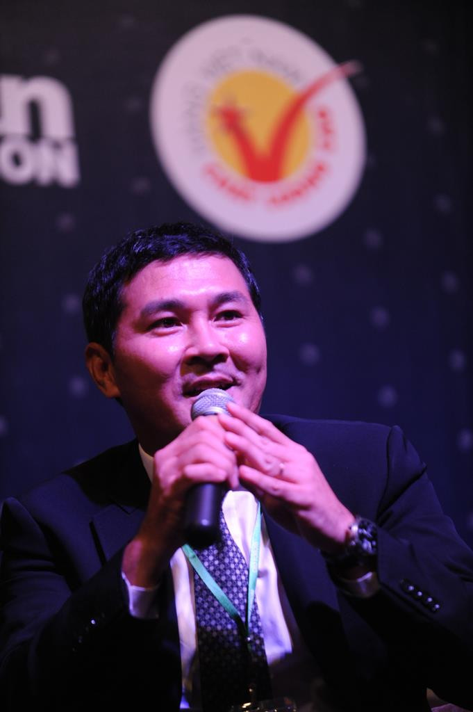 Ông Nguyễn Hoài Nam cũng trải qua nhiều vị trí chủ chốt trong các công ty của Berjaya, như Chủ tịch HĐQT Chứng khoán SaigonBank Berjaya, CEO Công ty TNHH Berjaya Bờ Biển Dài, Thành viên HĐQT Công ty TNHH Trung Tâm Tài chính Việt Nam Berjaya. Ảnh: FB Nguyễn Hoài Nam.