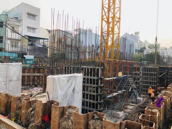 Xây dựng trên khu đất có tổng diện tích 3.601m2, dự án GreenField 686 gồm 1 block chung cư có 24 tầng nổi và 1 tầng hầm, gồm 322 căn hộ, mỗi tầng bố trị 14 căn hộ. Ảnh: Canhogreenfield686.