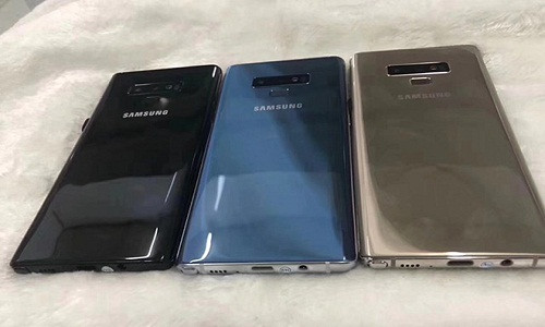 Galaxy Note 9 chưa ra mắt thì chiếc điện thoại nhái đã xuất hiện.