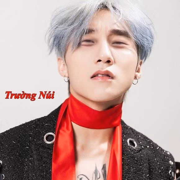 Sơn Tùng M-TP vẫn cực ngầu khi có đôi mắt híp.