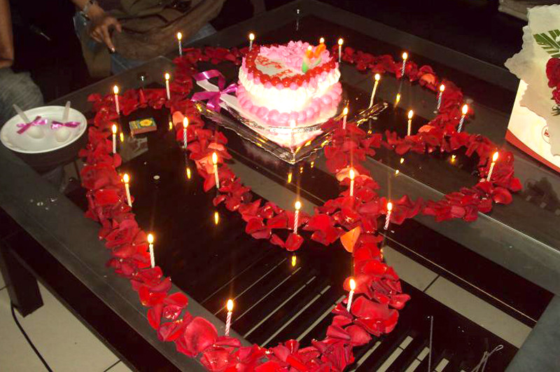 Ý tưởng chủ yếu xoay quanh nội dung chính là 1 buổi tiệc lãng mạn nhằm giúp những cặp đôi yêu nhau bày tỏ tình cảm một cách mới lạ, ấn tượng và độc đáo nhất. Ảnh: Hoa Hồng MAGIC.