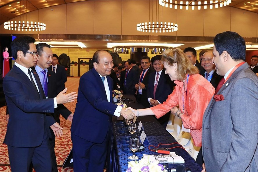 "Với mỏ vàng nông nghiệp còn chưa được khai thác hết, đây sẽ là tiềm năng thu hút đầu tư và hợp tác rất lớn", Thủ tướng cho biết. Ảnh: Lao động.