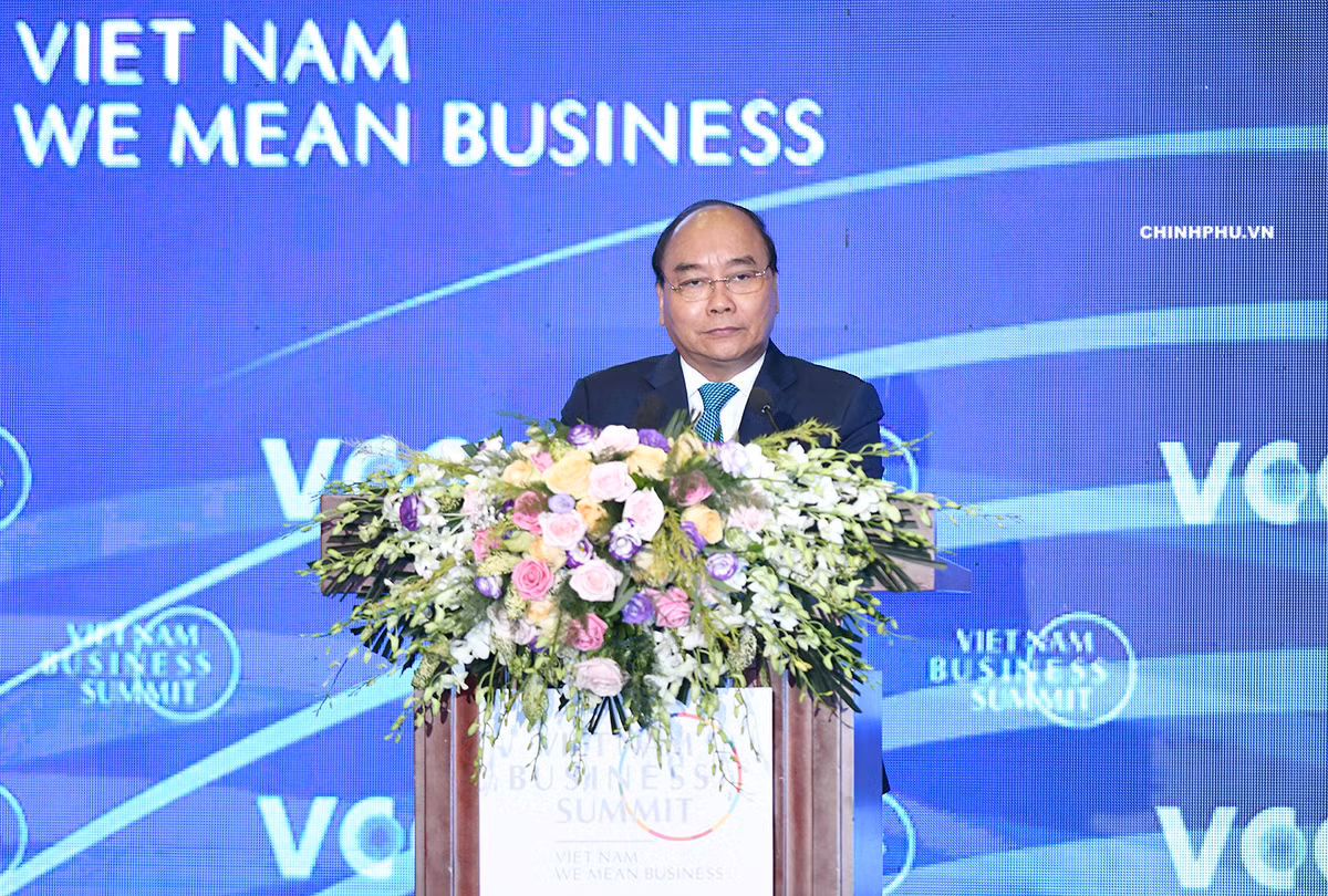 Phát biểu tại Hội nghị Thượng đỉnh Kinh doanh Việt Nam 2018 (sự kiện nằm trong khuôn khổ WEF ASEAN 2018), Thủ tướng Nguyễn Xuân Phúc bày tỏ, Việt Nam không đặt tham vọng trở thành người giỏi nhất trong toàn cầu hóa, nhưng Việt Nam muốn là bạn của những người giỏi nhất. Ảnh: VGP/Quang Hiếu.