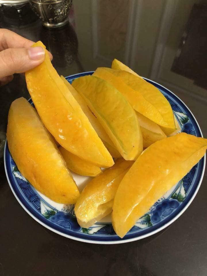 Múi khế rất đều, mọng nước, vàng ươm. Ảnh: FB Mai Tuyết Anh.