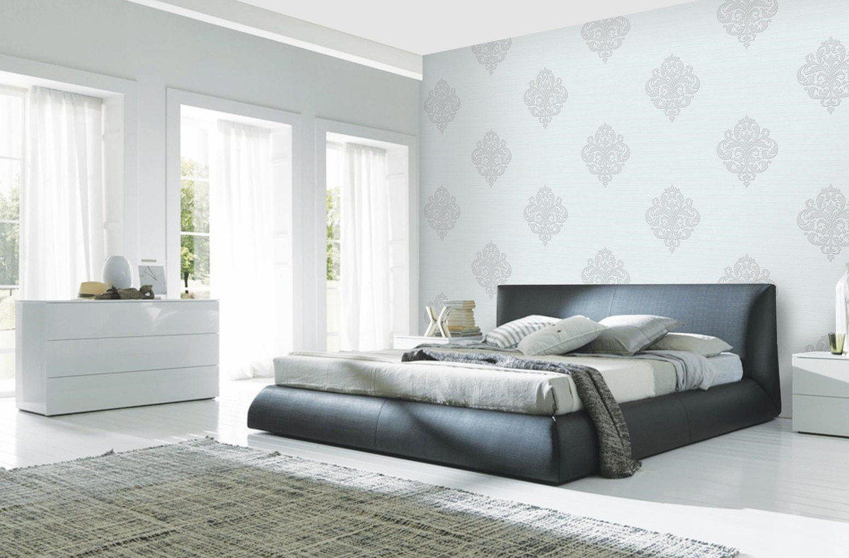 Nếu là "tín đồ" của những gam màu lạnh, trung tính, vào mùa đông bạn vẫn có thể sử dụng cho không gian phòng ngủ. Ảnh: Giaydantuong.