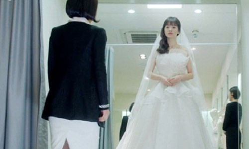 Su that rung roi khien co dau lap tuc huy hon khi di thu vay cuoi