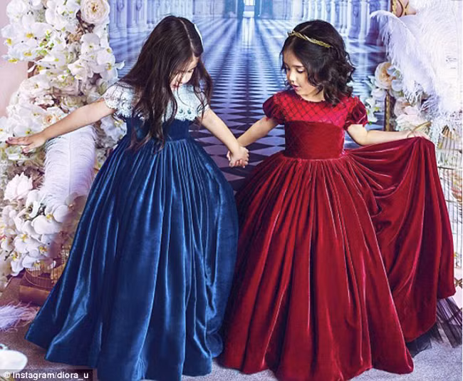 Phong cách chính của thương hiệu thời trang này là sang trọng, nổi bật.