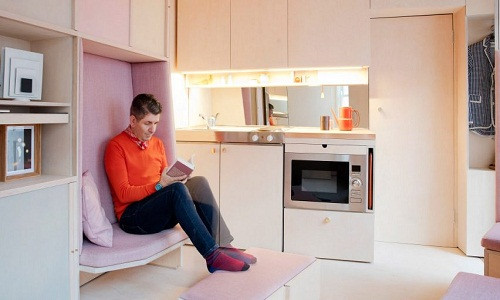 Thậm chí vẫn đủ cho không gian để đọc sách.