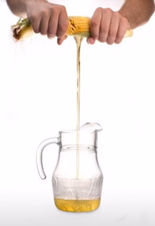 Đường lỏng có thể để được lâu hơn trong quá trình bảo quản thực phẩm. Ảnh: Internet.