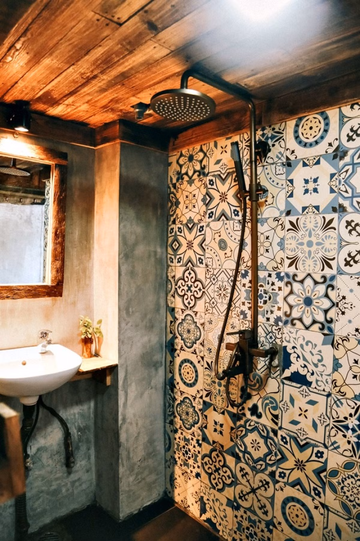 Phòng tắm nhỏ nhưng tiện nghi. Nguồn ảnh: Rùa’s House.