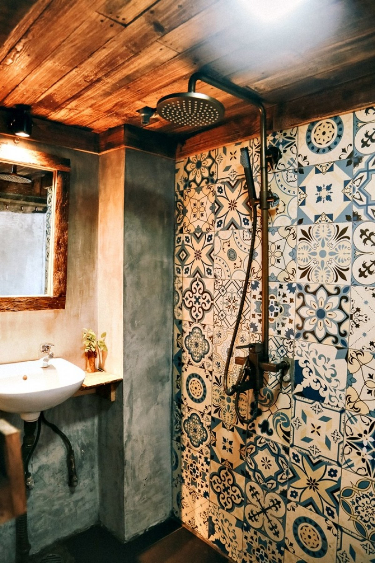 Phòng tắm nhỏ nhưng tiện nghi. Nguồn ảnh: Rùa’s House.