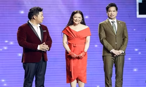 Cùng với Như Quỳnh và Quang Lê, Ngọc Sơn là một trong ba HLV của mùa giải Thần tượng Bolero năm nay.