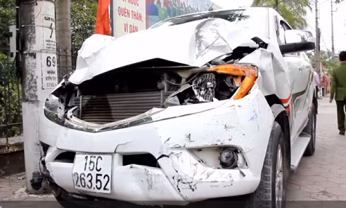 "Xe điên" gây tai nạn liên hoàn khiến 2 nữ sinh thiệt mạng thương tâm