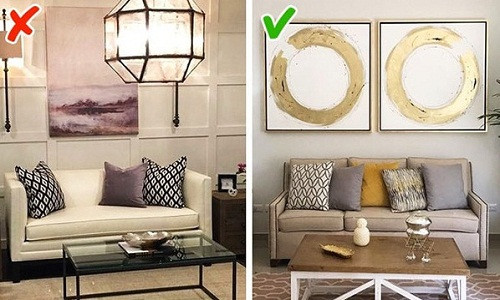 Trước đây bàn trà kính được ưa chuộng vì giúp sáng sửa và lịch sự nhưng ngày nay nó đã trở nên lỗi thời. Bàn gỗ hoặc bàn ốp gỗ ra đời vừa đáp ứng nhu cầu thẩm mỹ vừa hạn chế gây nguy hiểm cho trẻ nhỏ.