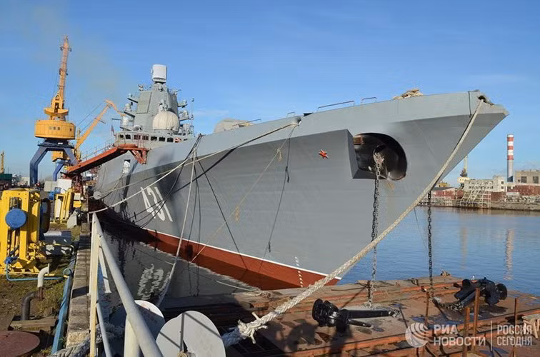 "Khi một số hoạt động quân sự của Na Uy đang thực hiện theo kế hoạch thường lệ khi bất ngờ xuất hiện nguồn gây nhiễu sóng vô tuyến được ghi nhận xuất phát ở khu vực Kirkenes.