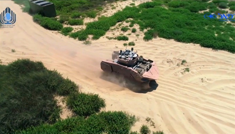 Xe chiến đấu Carmel được trang bị động cơ hybird; hệ thống bảo vệ chủ động Trophy-A.