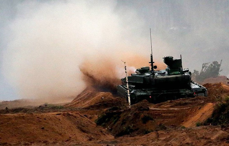 Theo thông báo từ Bộ Quốc phòng Nga, trong lễ duyệt binh Ngày chiến thắng diễn ra hôm 9-5-2020, xe tăng chiến đấu chủ lực T-90M Proryv-3 sẽ lần đầu tiên xuất hiện trên Quảng trường Đỏ.