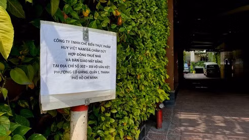 Tru so chinh cong ty so huu chuoi nha hang mon Hue 