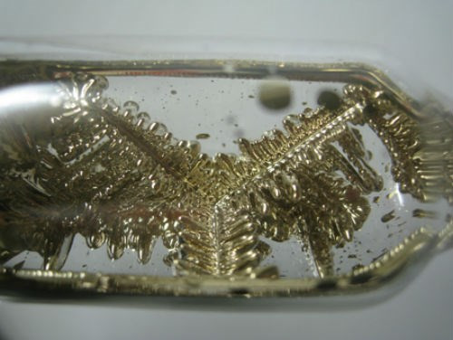 7. Ngày 23/12/2003, Công ty cổ phần Xi măng Việt Trung (thôn Cổ Động, xã Thanh Hải, huyện Thanh Liêm, tỉnh Hà Nam) đã bị mất nguồn phóng xạ Cs-137 để đo mức phục vụ việc xả tự động Clinke. Hiện vẫn chưa có thông tin công bố tìm lại được nguồn phóng xạ này.