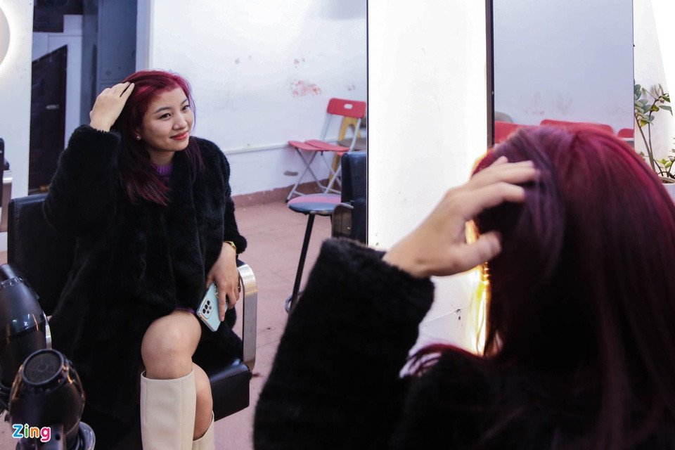 Cho den 2h sang de sua nail, lam toc an Tet-Hinh-7