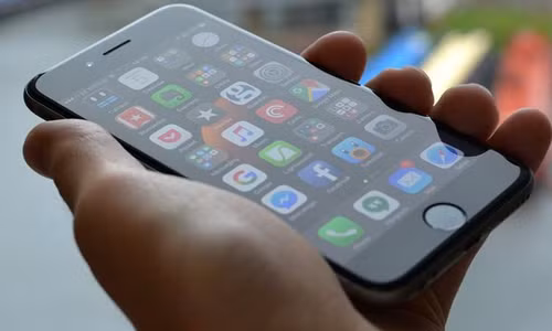 Loi nghiem trong khien iPhone sut pin va tat nguon dot ngot