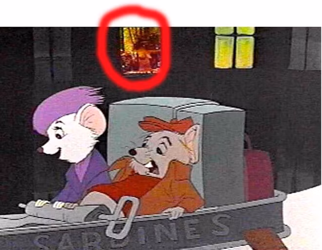 Người phụ nữ không đầu khoả thân sau khung cửa: Trong bản gốc phim The Rescuers (Đội cứu hộ), trên chuyến bay của Bianca và Bernard qua New York, một người phụ nữ khoả thân nhưng không có đầu đã hiện lên sau khung cửa. Hình ảnh này ngay lập tức được phát tán, khiến Disney phải thu hồi 3,4 triệu bản phim và công khai xin lỗi.