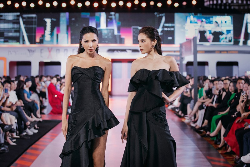 Minh Triệu - Kỳ Duyên thần thái chuyên nghiệp trên sàn catwalk.