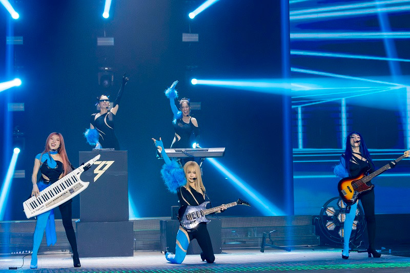 Lynk Lee so hai vi roi tu do tu do cao 2,5m o “Chi dep“-Hinh-4