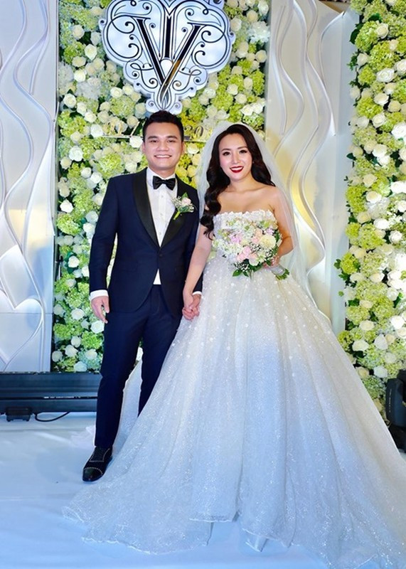 Khắc Việt và Thanh Thảo lại yêu cầu khách mời tại đám cưới đến trước 30 phút và khi đến cần xuất trình thiệp mời, sẽ có người dẫn khách vào vị trí ngồi đã sắp xếp trước. Ảnh: Dân Việt