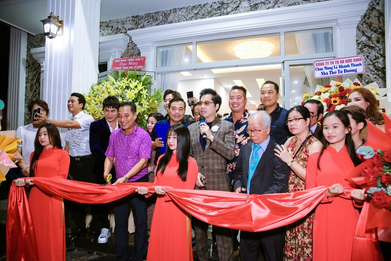 Dù không tiết lộ về chi phí xây dựng nhưng chắc chắn Ngọc Sơn đã chi một số tiền không hề nhỏ để hoàn thành công trình tâm huyết này kịp tiến độ.