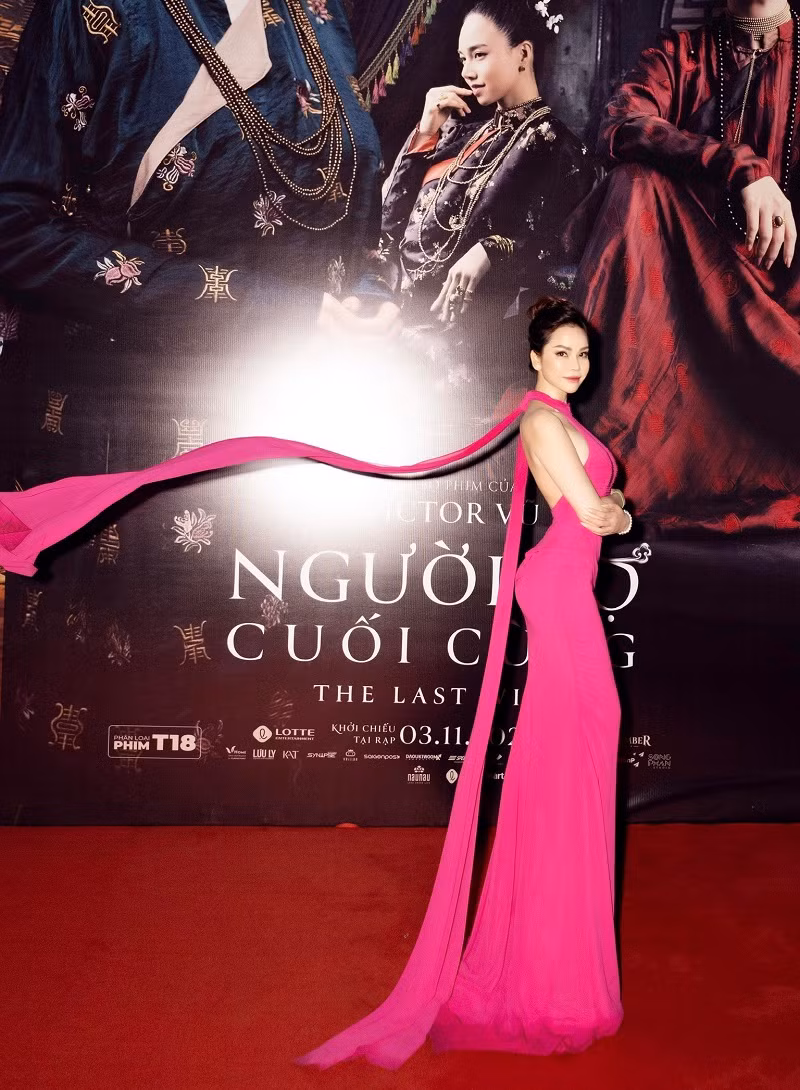 Tại buổi ra mắt phim, Đào Lan Phương chia sẻ, cô được trải qua nhiều cung bậc cảm xúc khi xem phim, khóc và cười theo nhân vật: "Chuyện phim có đầy đủ yếu tố hấp dẫn, tò mò, tâm lý và cả 18+... rất đáng xem".