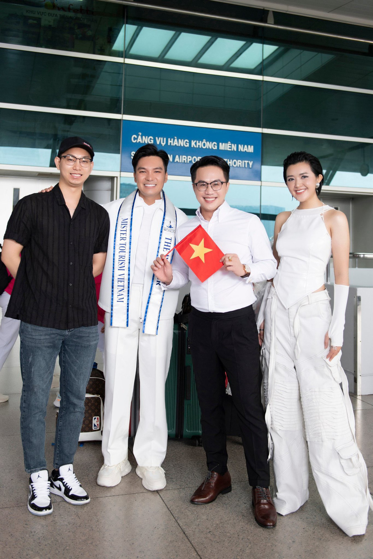 Quốc Trí cho biết, anh cảm thấy rất hồi hộp vì đây là lần đầu đi xa một mình và tham gia cuộc thi quốc tế lớn như vậy. Bên cạnh đó, anh có phần hơi áp lực khi là đại diện Việt Nam dự thi ở đấu trường nhan sắc này.