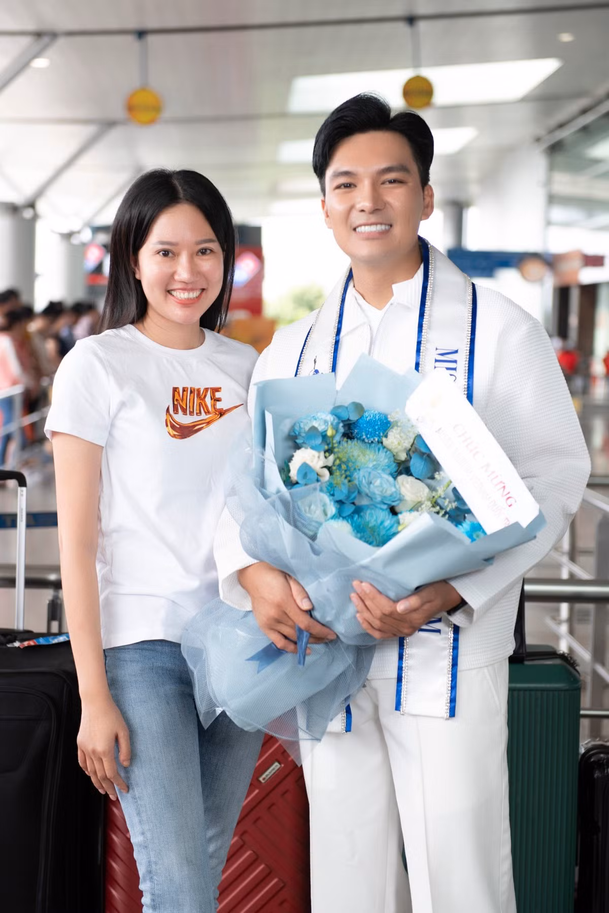 Quốc Trí trải qua khoảng thời gian rèn luyện sắc vóc, tăng tốc siết cơ cũng như được sự chuẩn bị từ ê-kíp trước khi lên đường dự thi.