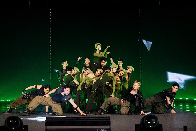 Hau truong Le Quyen luyen vu dao den bat mong chan-Hinh-3