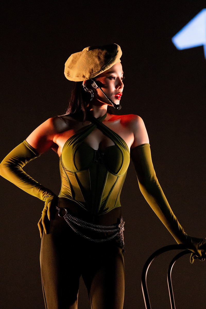 Hau truong Le Quyen luyen vu dao den bat mong chan-Hinh-2