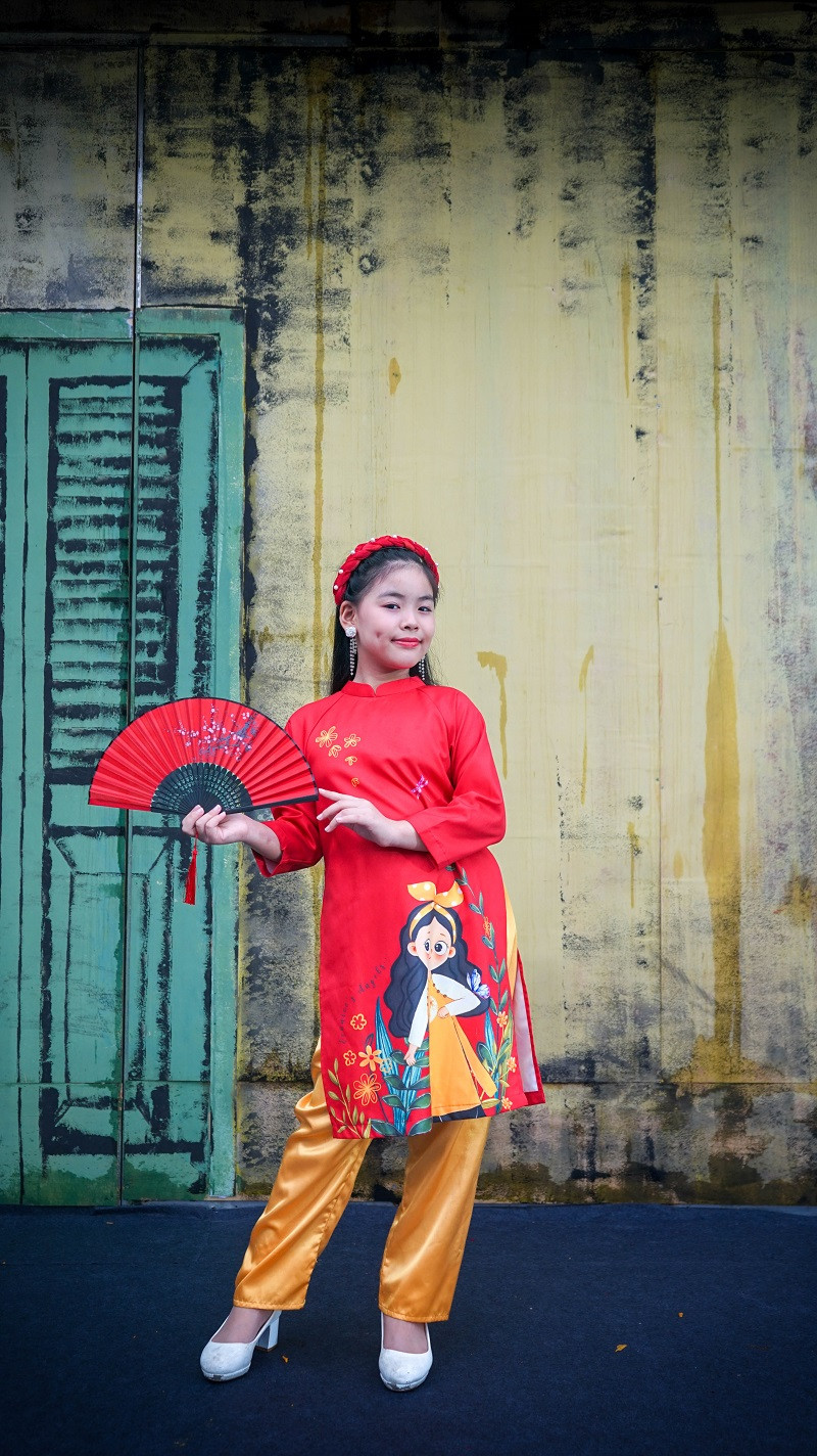 Mới đây, Hoa hậu nhí Jenny Bảo Ngọc đã tham dự chương trình đồng diễn áo dài “Phụ nữ Thủ đô - hội nhập phát triển” năm 2023, nằm trong chuỗi các hoạt động Lễ hội Áo dài Du lịch Hà Nội năm 2023 do UBND TP Hà Nội tổ chức.