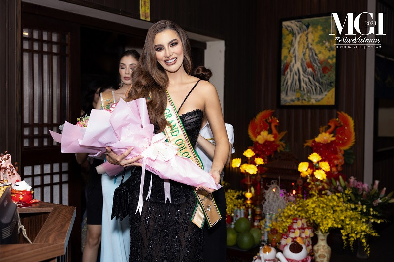 Trong ngày 5/10, thí sinh Miss Grand International tiếp tục với hoạt động tham quan di tích tại Hà Nội. Ngày 6/10 sẽ diễn ra chương trình Xin chào Việt Nam, trao sash cho thí sinh. Ngày 7/10, các thí sinh sẽ xem vở diễn nổi tiếng "Tinh hoa Bắc Bộ".