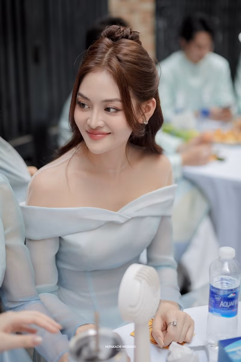 Diễn viên Thùy Anh.