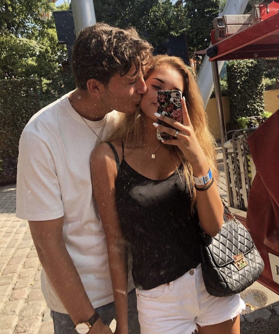 Sắc vóc nóng bỏng của bạn gái Jonas Wind - Hình 2 Sac voc nong bong cua ban gai Jonas Wind-Hinh-2