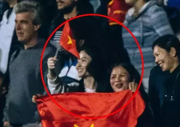 Tu troi Tay Chu Thanh Huyen gui loat ky hieu yeu Quang Hai-Hinh-8