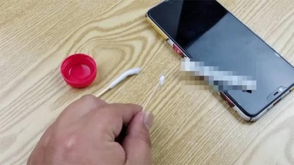 Dien thoai khong the sac duoc khong can sua-Hinh-7