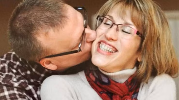 Sinh vien hoi giao su: ‘Cam giac yeu la the nao?’ va cau tra loi bat ngo-Hinh-3