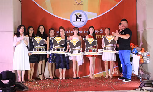 Ba chu lo my pham tri gia 11 ty dong trich hoa hong “kech xu”