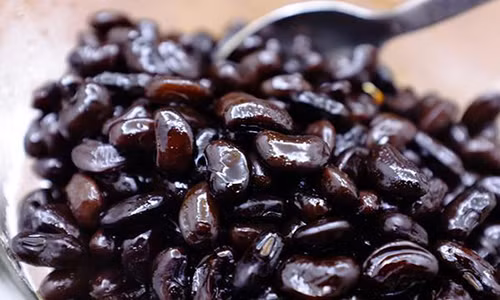 Giup toc bac tro nen den ong chi bang mot nam do den